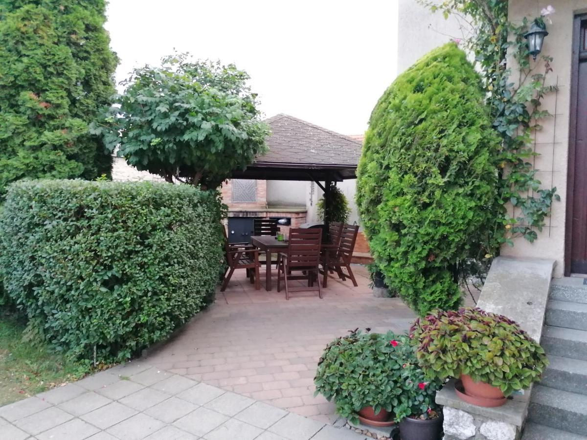 Ubytovani Na Spaciru Mikulov Exterior foto