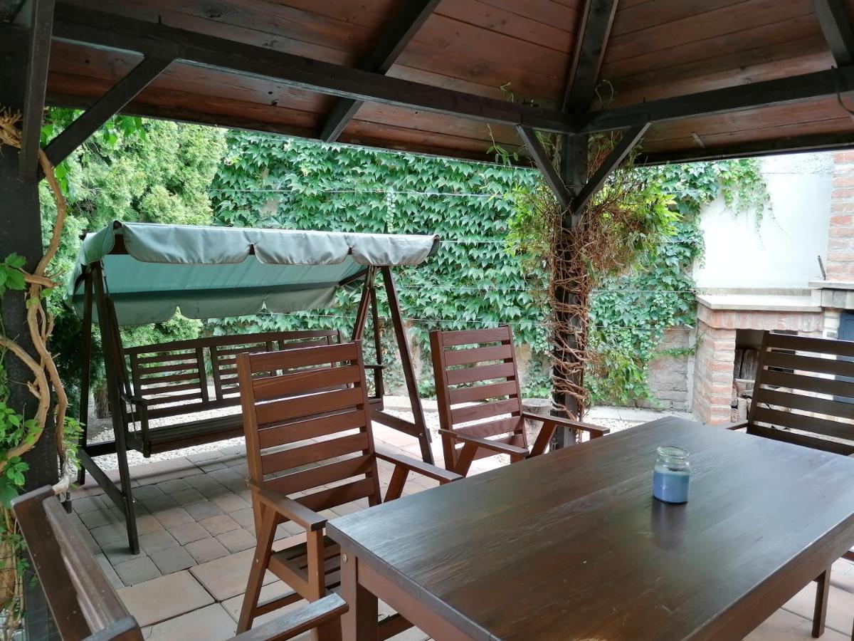 Ubytovani Na Spaciru Mikulov Exterior foto